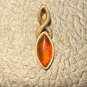 Amber pendant on silver Celtic jewelry Irish jewelry